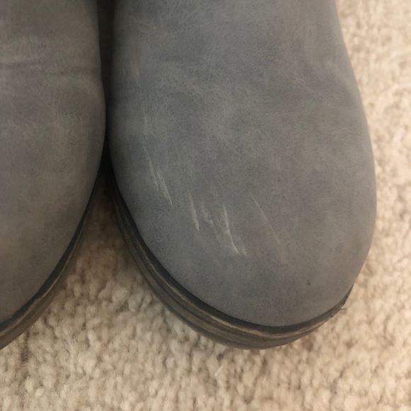 Grey boots - Picture 5 of 5